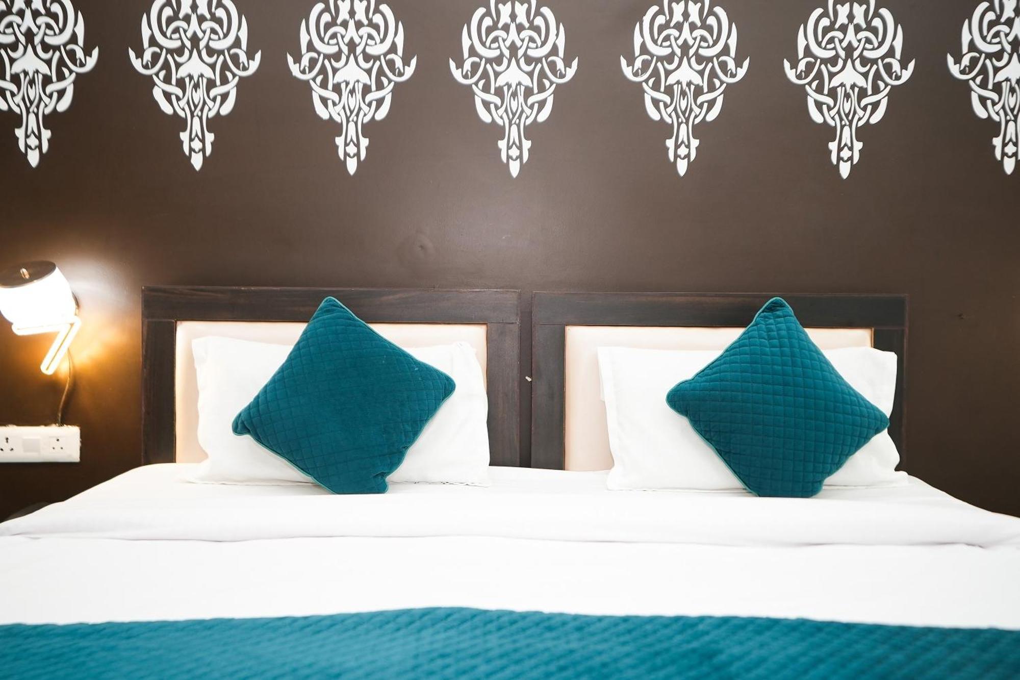 Tanvi Premium Residency Near Artemis Hospital, Gurugram Ξενοδοχείο Γκουργκάον Εξωτερικό φωτογραφία