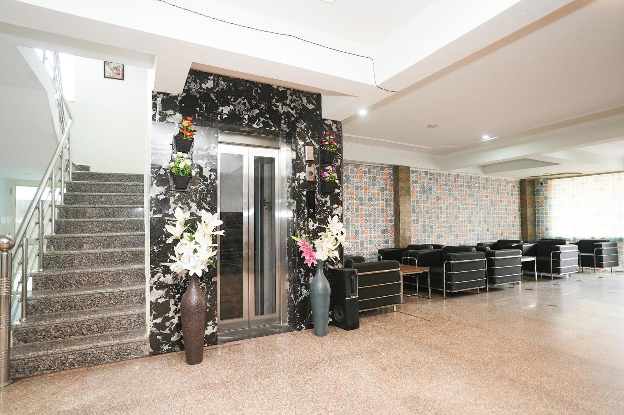 Tanvi Premium Residency Near Artemis Hospital, Gurugram Ξενοδοχείο Γκουργκάον Εξωτερικό φωτογραφία