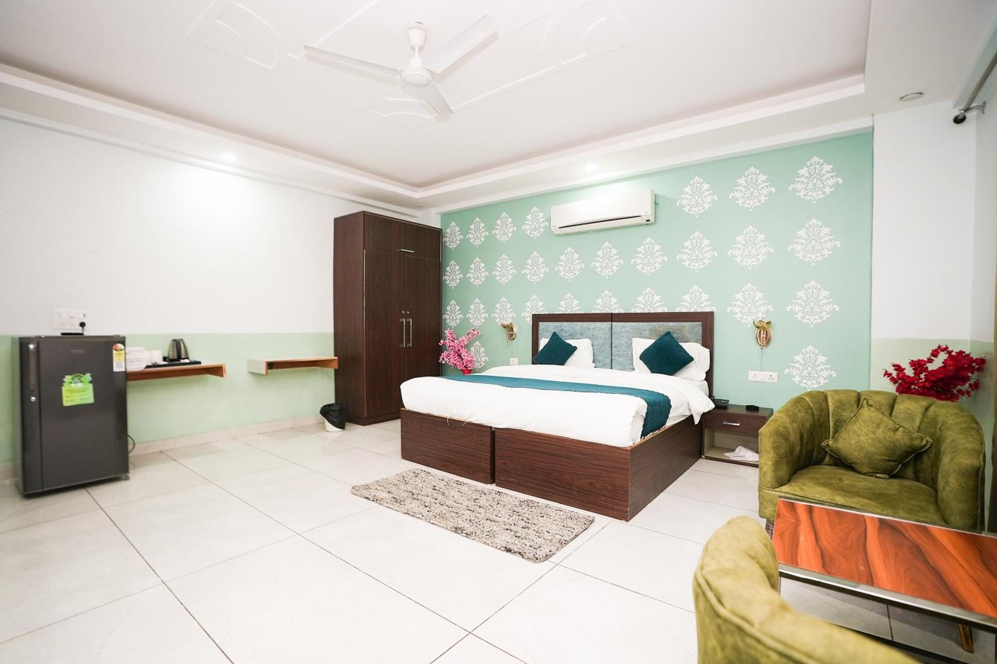 Tanvi Premium Residency Near Artemis Hospital, Gurugram Ξενοδοχείο Γκουργκάον Εξωτερικό φωτογραφία