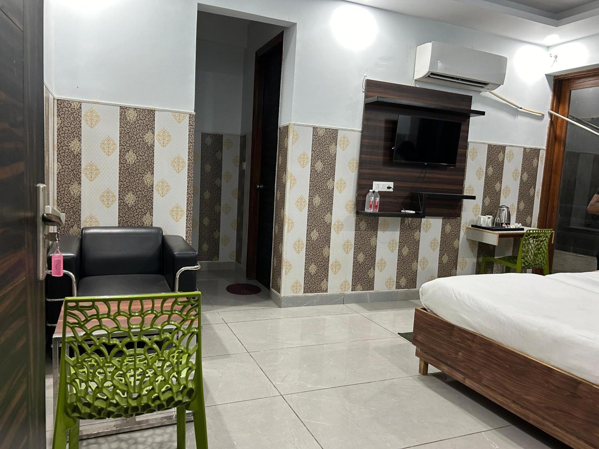 Tanvi Premium Residency Near Artemis Hospital, Gurugram Ξενοδοχείο Γκουργκάον Εξωτερικό φωτογραφία