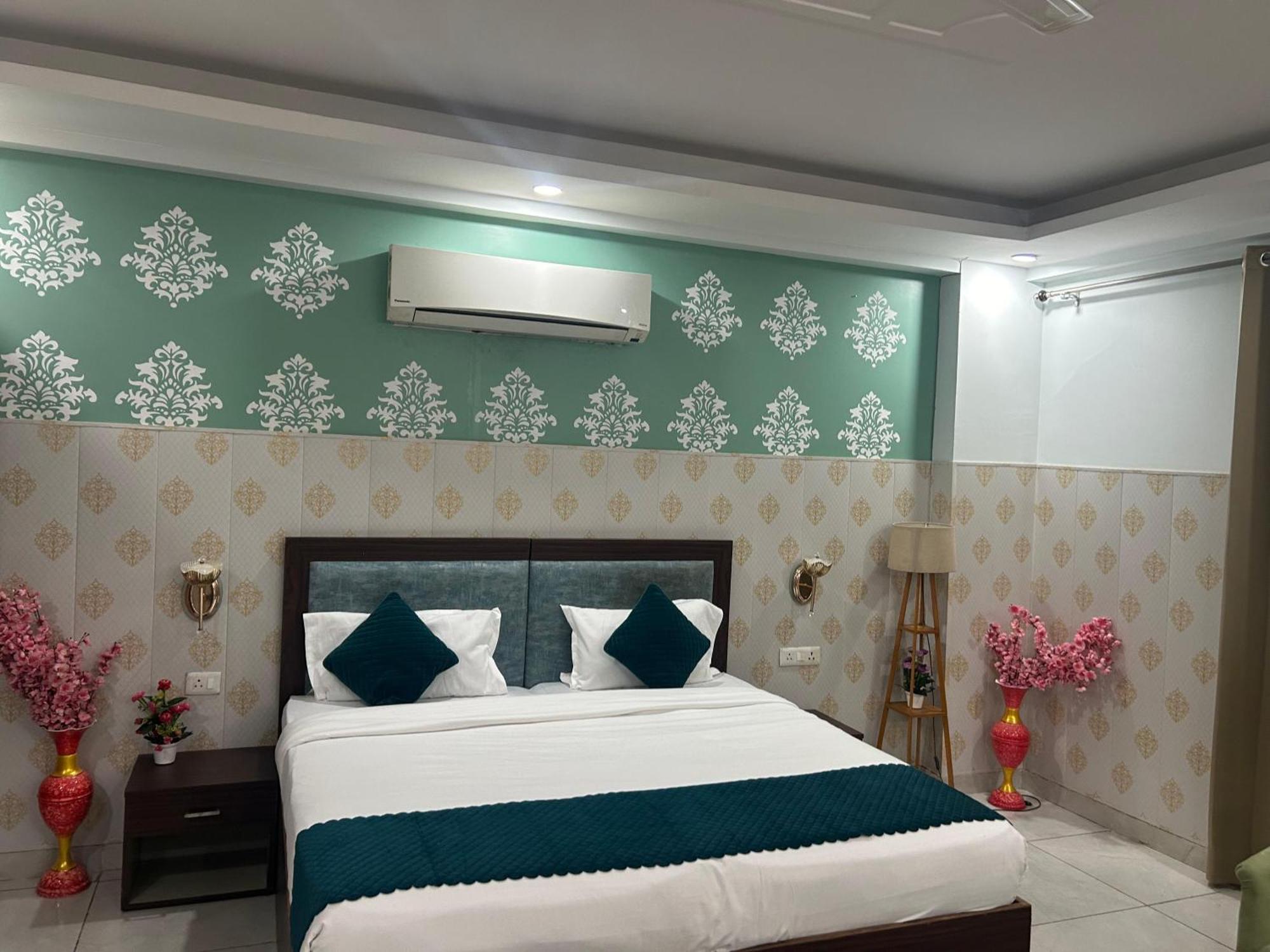 Tanvi Premium Residency Near Artemis Hospital, Gurugram Ξενοδοχείο Γκουργκάον Εξωτερικό φωτογραφία