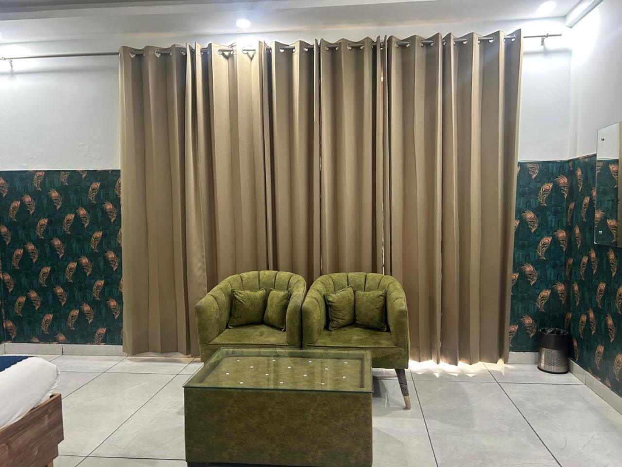 Tanvi Premium Residency Near Artemis Hospital, Gurugram Ξενοδοχείο Γκουργκάον Εξωτερικό φωτογραφία