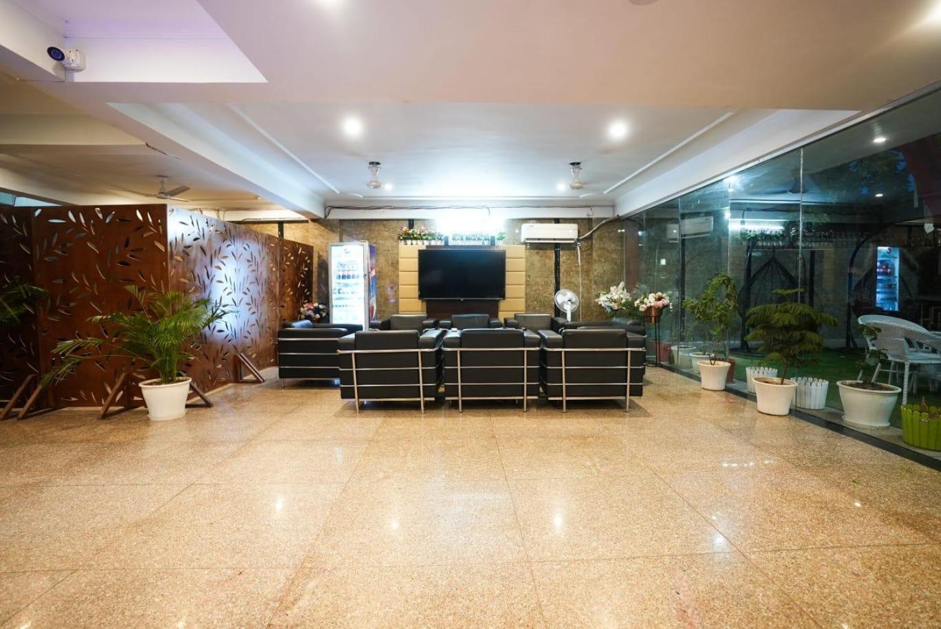 Tanvi Premium Residency Near Artemis Hospital, Gurugram Ξενοδοχείο Γκουργκάον Εξωτερικό φωτογραφία