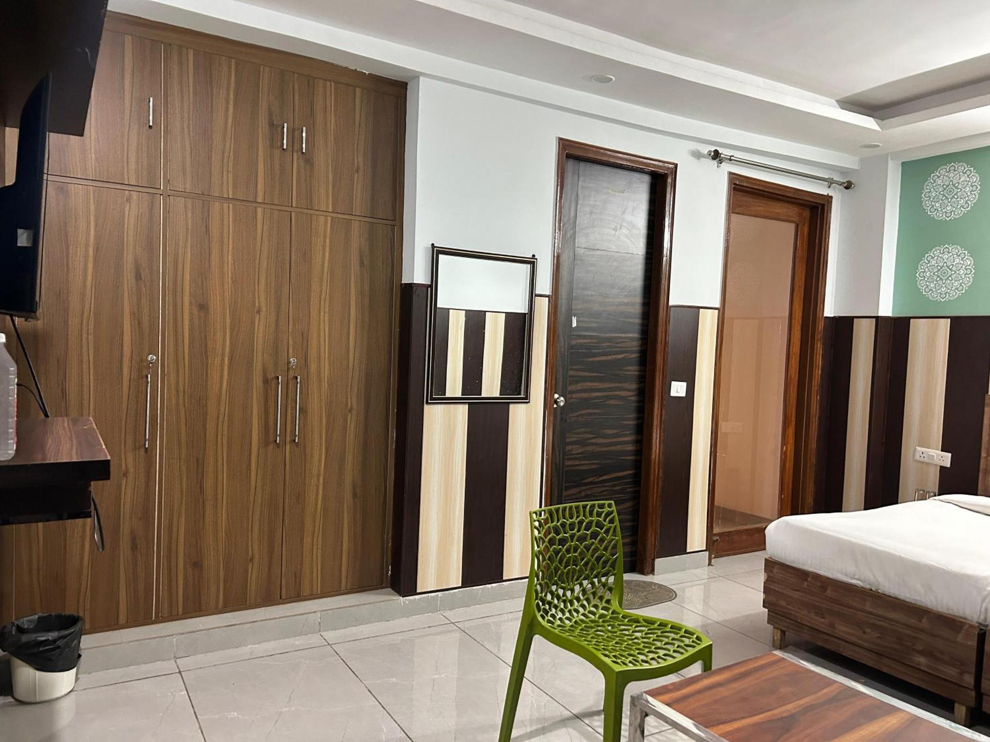 Tanvi Premium Residency Near Artemis Hospital, Gurugram Ξενοδοχείο Γκουργκάον Εξωτερικό φωτογραφία