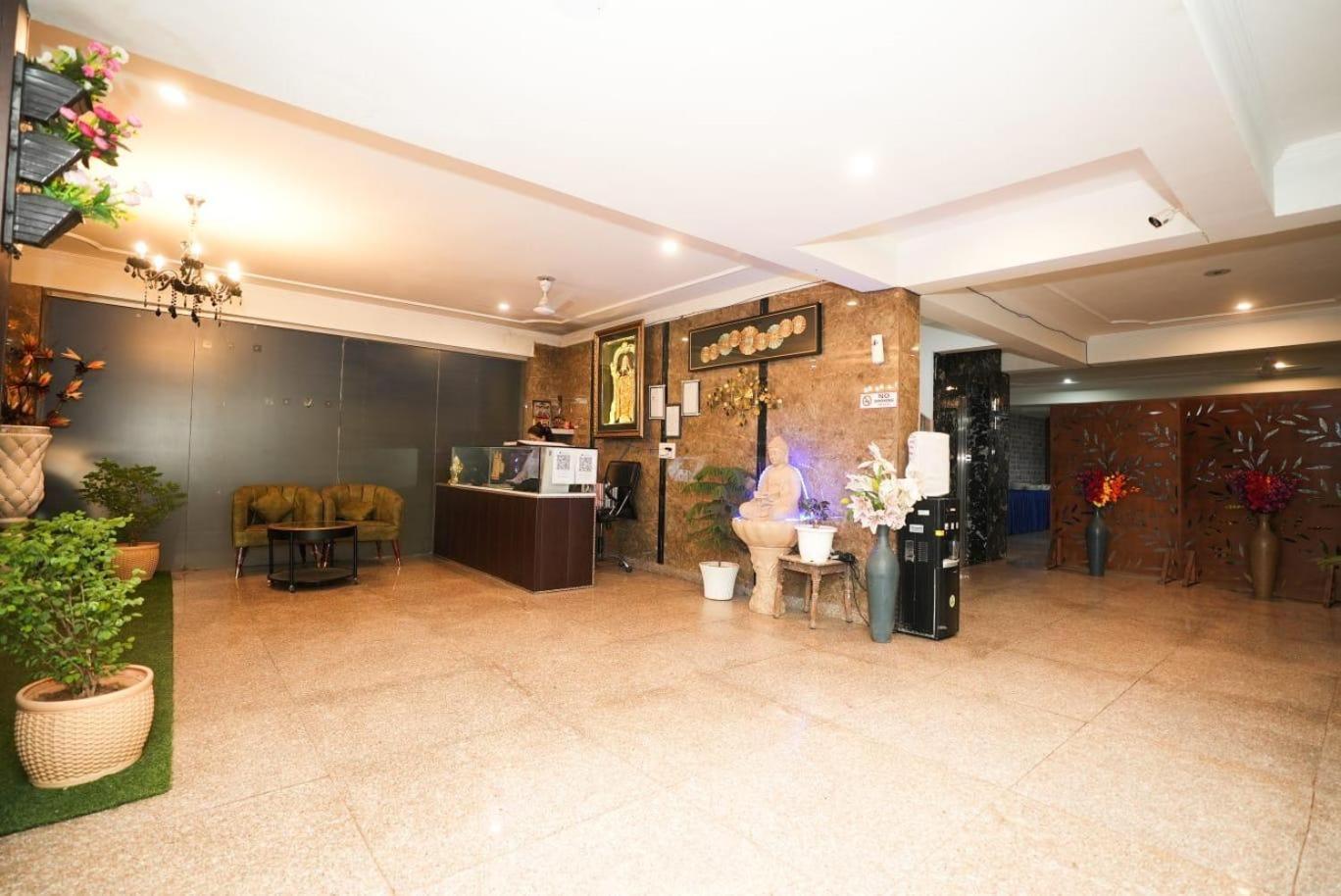 Tanvi Premium Residency Near Artemis Hospital, Gurugram Ξενοδοχείο Γκουργκάον Εξωτερικό φωτογραφία
