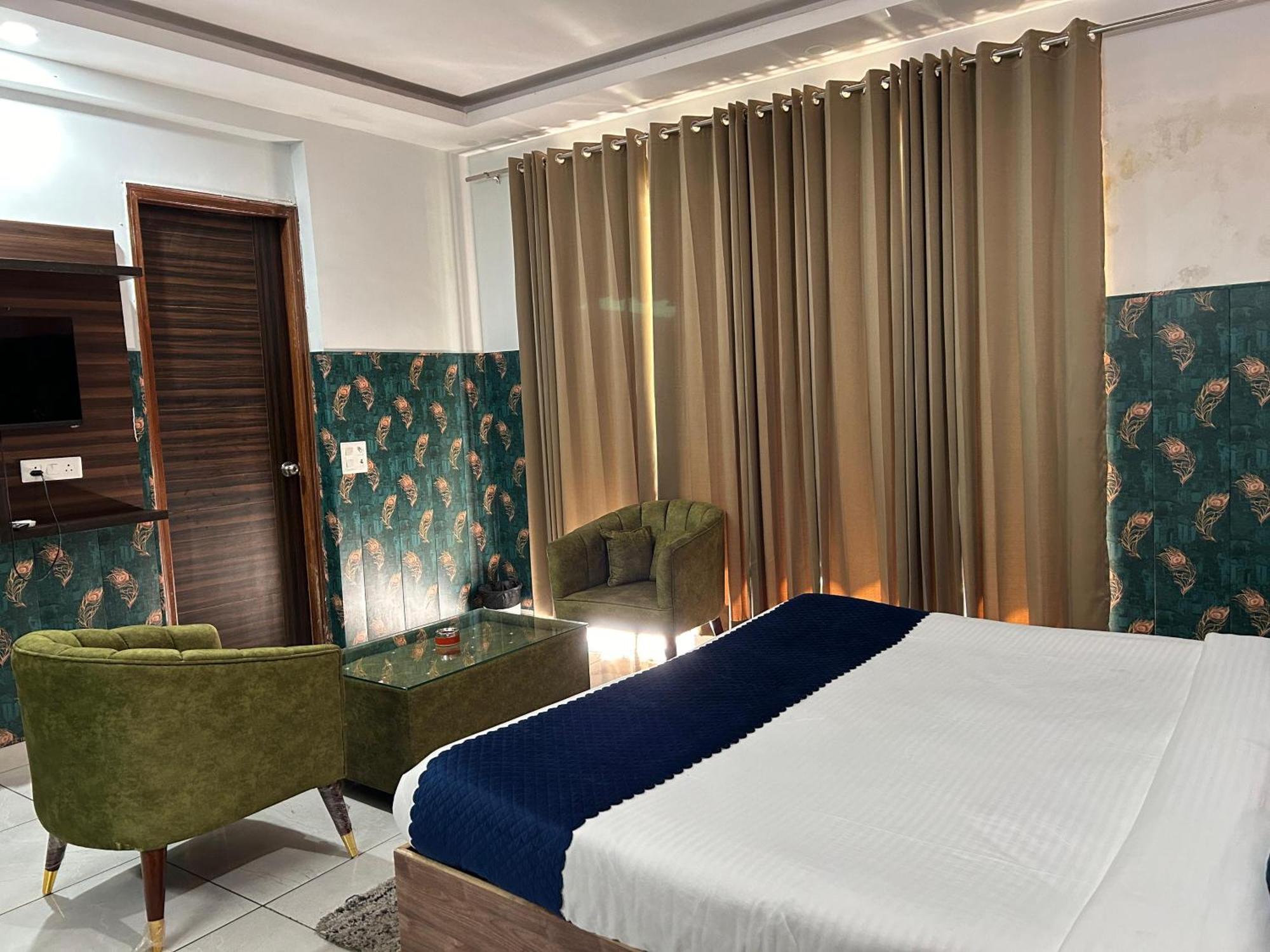 Tanvi Premium Residency Near Artemis Hospital, Gurugram Ξενοδοχείο Γκουργκάον Εξωτερικό φωτογραφία