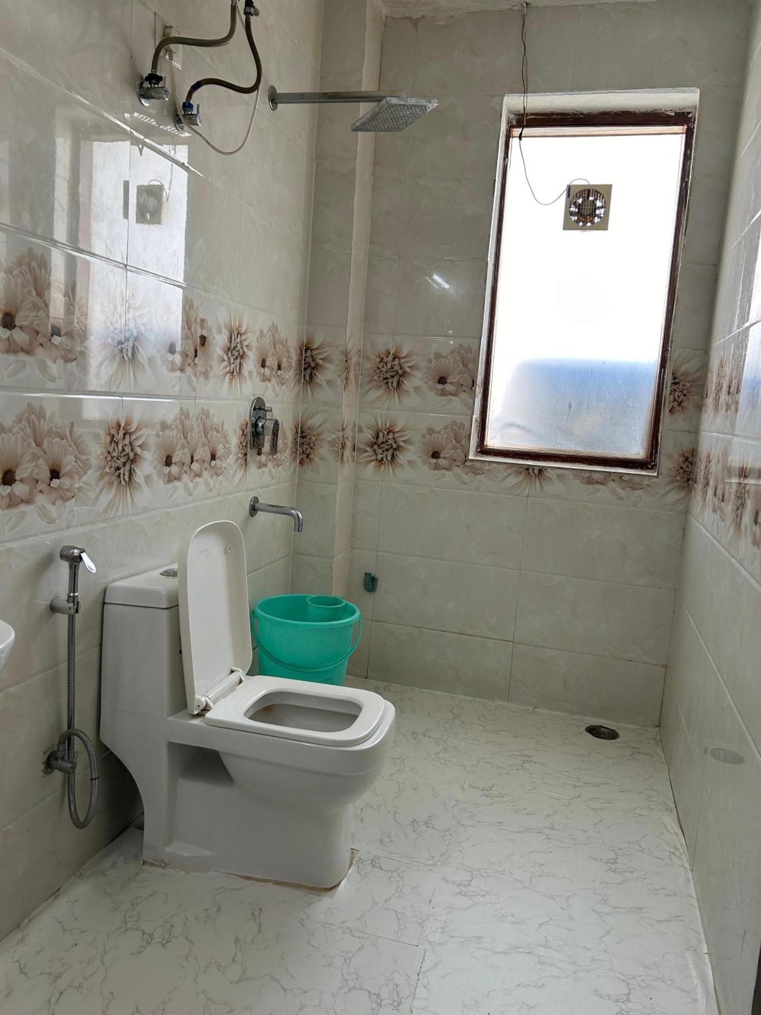 Tanvi Premium Residency Near Artemis Hospital, Gurugram Ξενοδοχείο Γκουργκάον Εξωτερικό φωτογραφία