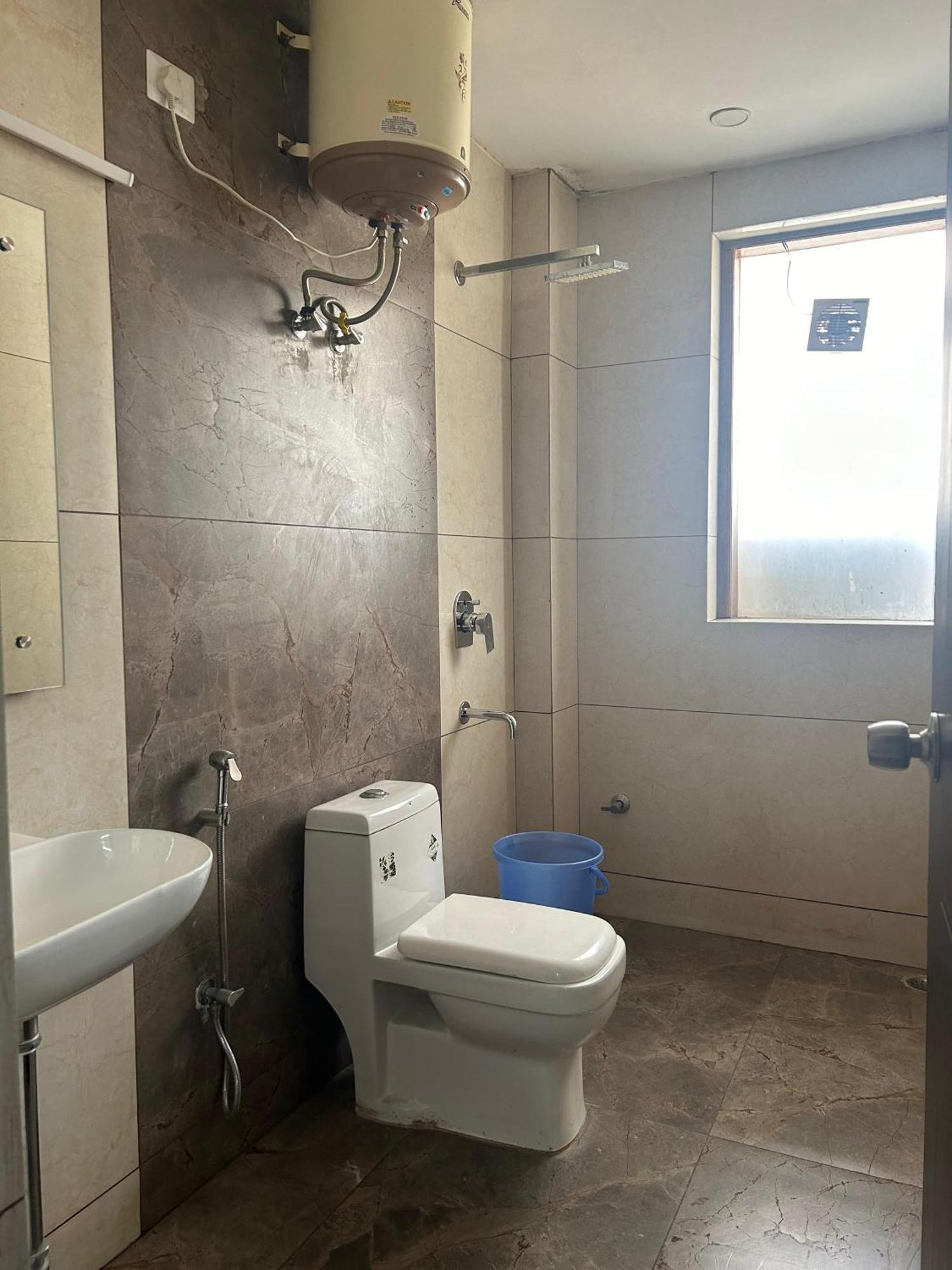 Tanvi Premium Residency Near Artemis Hospital, Gurugram Ξενοδοχείο Γκουργκάον Εξωτερικό φωτογραφία